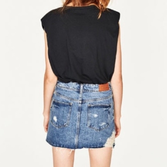 Zara Skirt Trafaluc Denim Blue Jean Distressed Ripped Mini Medium Wash Zipper M - Picture 3 of 10